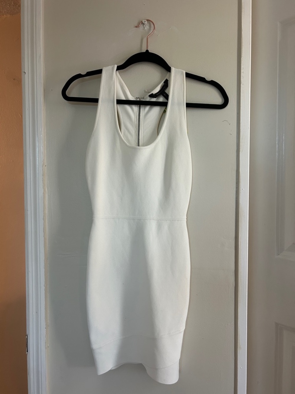 BCBGMaxAzria White Scoop Neck Bodycon Mini Dress